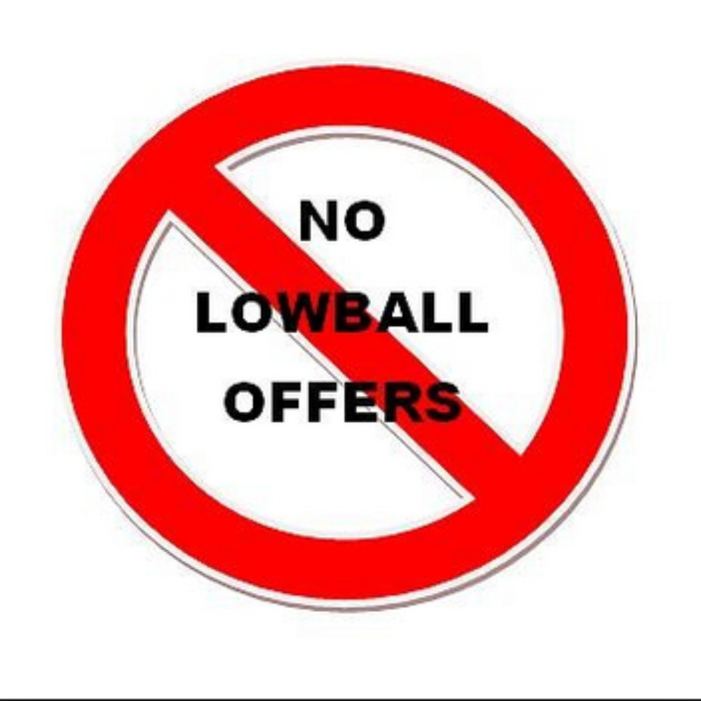 No low ball offers please - Picture 2 of 2